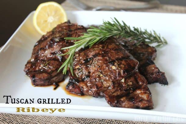 The Best 4th of July Grilling Recipes 两份托斯卡纳烤牛排配迷迭香小枝