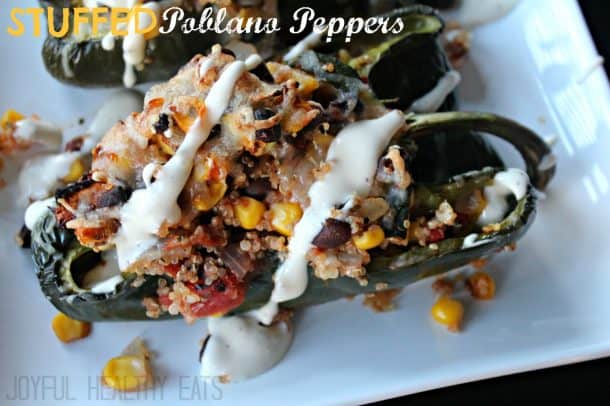 Stuffed Poblano Peppers #cincodemayorecipes 藜麦填充波布拉诺辣椒