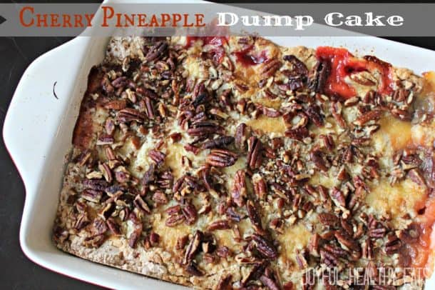 Cherry Pineapple Dump Cake 樱桃菠萝转储蛋糕的图象