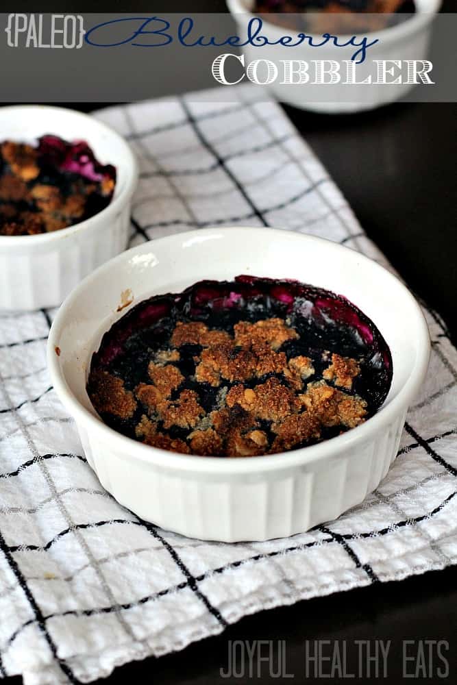 Paleo Blueberry Cobbler Recipe Paleo蓝莓鞋匠两大赌金与配方标题文本