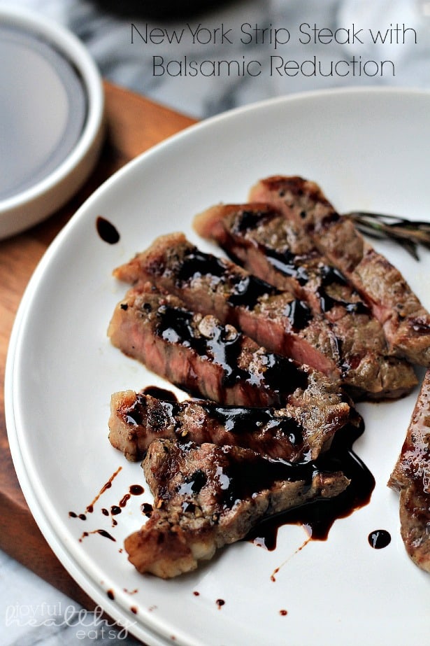 New York Strip Steak with Balsamic Reduction #valentinesday #paleo #glutenfree #steak #balsamicreduction #dinner 纽约香脂减味牛排#情人节#旧石器时代#无麸质#牛排#香脂减味#晚餐