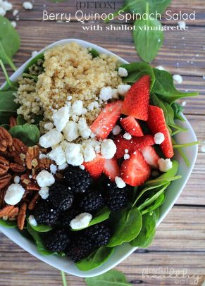 The Most Popular Recipes of Joyful Healthy Eats 2014 | m.albarakaa.com | #mostpinned #healthy #recipes #food Spinach salad with fresh berries, quinoa, pecans and feta