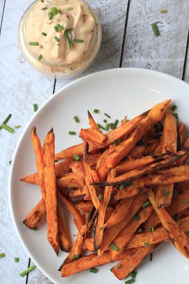The Most Popular Recipes of Joyful Healthy Eats 2014 | m.albarakaa.com | #mostpinned #healthy #recipes #food Sweet potato fries on a plate