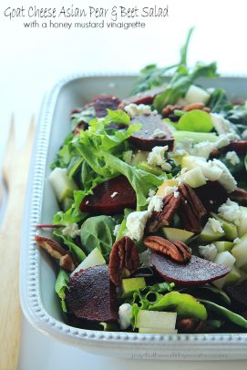 Chicken Feta Walnut Grape Chopped Salad with Balsamic Vinaigrette 山羊奶酪亚洲梨和甜菜沙拉