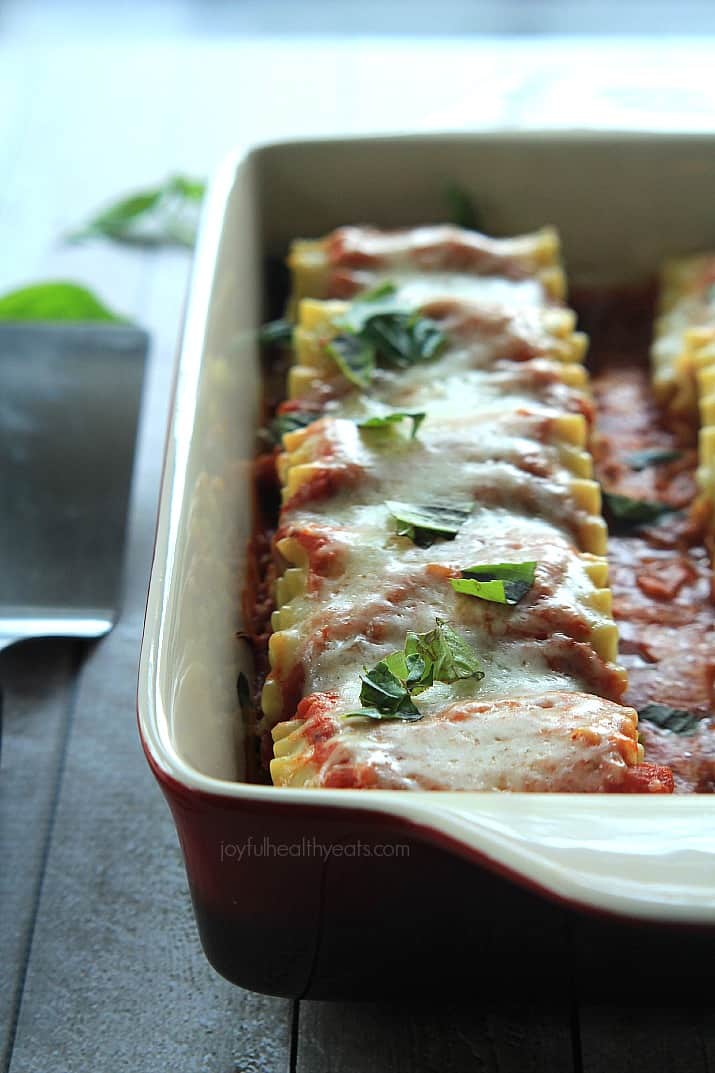 The Best and Healthiest Lasagna you will ever eat.. Skinny Vegetable Lasagna Rolls | www.joyfulhealthyeats #vegetarian 你吃过的最好最健康的千层面瘦蔬菜千层面| www.joyfulhealthyeats #素食主义者