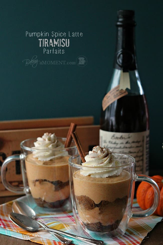 30 of The Best Pumpkin Recipes for Fall 两杯南瓜拿铁提拉米苏冻糕配一瓶红酒