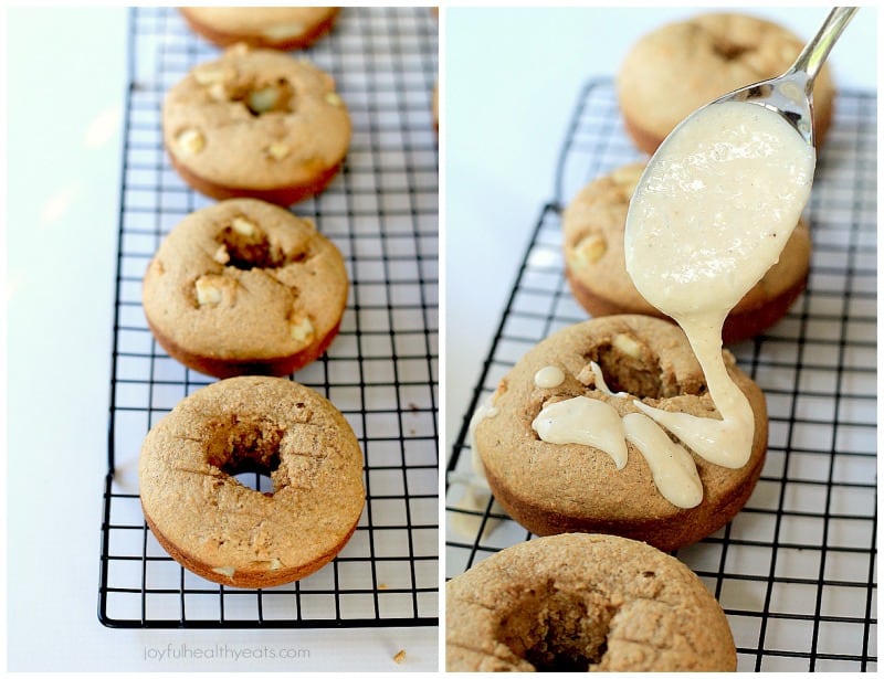 A healthier version of donuts for the fall! Baked Apple Donuts with a Cardamom Cream Cheese Glaze | m.albarakaa.com #fallrecipes #applerecipes 在冷却架上烤苹果甜甜圈,加入小豆蔻奶油奶酪釉