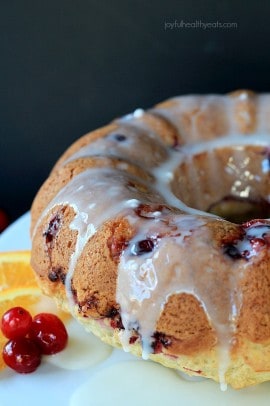 The Ultimate Thanksgiving Recipe Guide with all your favorite heavy hitters, Roasted Turkey, Lump Free Gravy, Homemade Dinner Rolls, and Pumpkin Pie. Come and get it! | m.albarakaa.com 终极感恩节食谱指南与所有你最喜欢的重量级人物,烤火鸡,无块肉汁,自制晚餐卷,和南瓜派。快来拿!| m.albarakaa.com