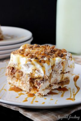The Ultimate Thanksgiving Recipe Guide with all your favorite heavy hitters, Roasted Turkey, Lump Free Gravy, Homemade Dinner Rolls, and Pumpkin Pie. Come and get it! | m.albarakaa.com 终极感恩节食谱指南与所有你最喜欢的重量级人物,烤火鸡,无块肉汁,自制晚餐卷,和南瓜派。快来拿!| m.albarakaa.com
