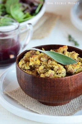 The Ultimate Thanksgiving Recipe Guide with all your favorite heavy hitters, Roasted Turkey, Lump Free Gravy, Homemade Dinner Rolls, and Pumpkin Pie. Come and get it! | m.albarakaa.com 终极感恩节食谱指南与所有你最喜欢的重量级人物,烤火鸡,无块肉汁,自制晚餐卷,和南瓜派。快来拿!| m.albarakaa.com