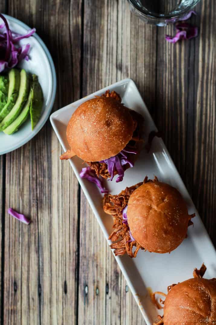 Seriously can't get enough of these! Must make for next party, so easy ... Skinny Pulled Pork Sliders | m.albarakaa.com 严重无法获得足够的这些!必须为下一派对制作,所以简单......瘦猪滑块|m.albarakaa.com.