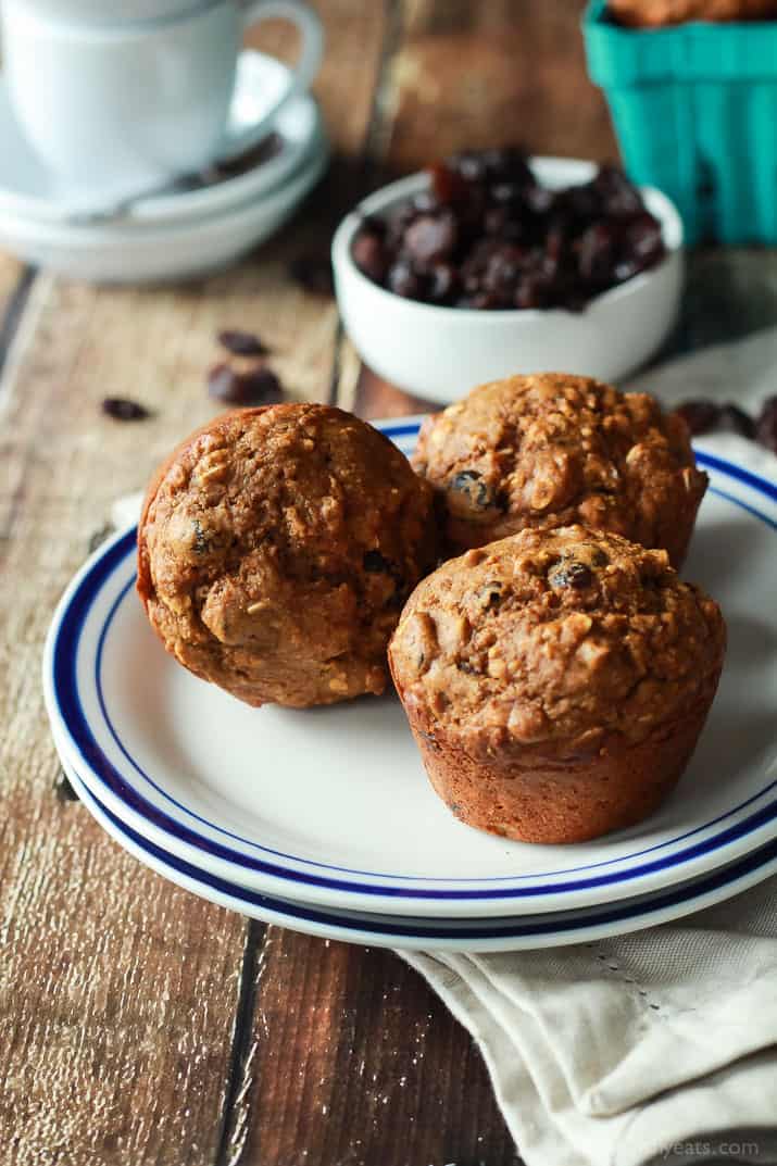 Moist Oat Carrot Cake Muffins with a secret ingredient, you need to try these! Any excuse to have cake in the morning! | joyfulhealthyeats.com #recipes #breakfast Moist Oat Carrot Cake Muffins with a secret ingredient, you need to try these! Any excuse to have cake in the morning! | joyfulhealthyeats.com #recipes #breakfast