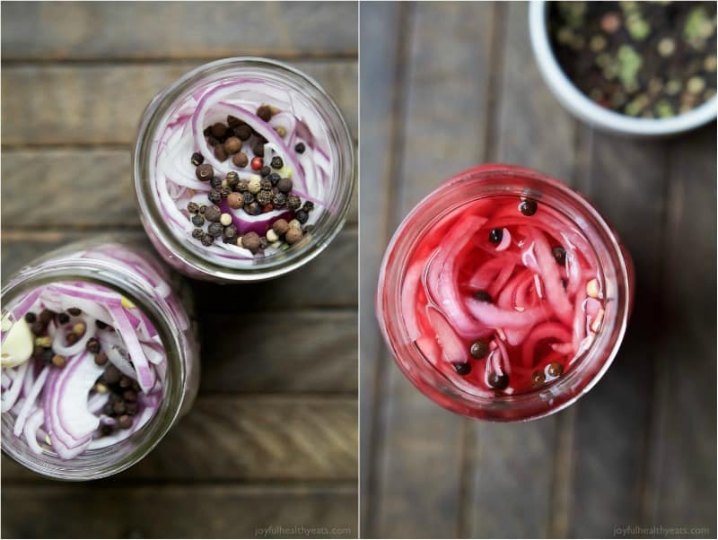 Pickled Onions 在酸洗之前和之后的罐子的顶视图