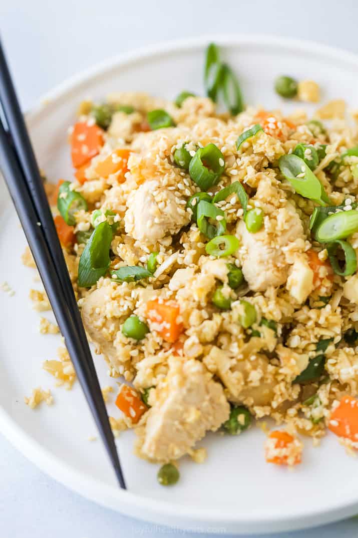 花椰菜炒饭配鸡