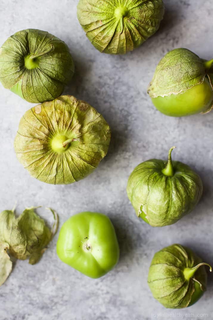 绿色的tomatillos